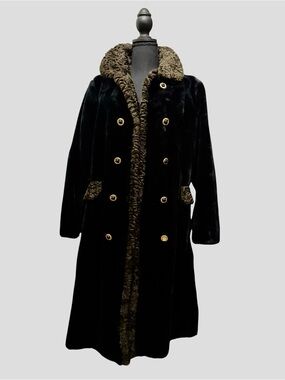 1960s true vintage Women's Double-Breasted Faux Fur Trim Black Coat